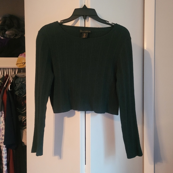 Hunter Green House of Harlow Cropped Sweater Soft - Picture 2 of 6